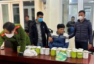 Hơn 17kg ma túy Game bài Fv88 ngụy trang trong hộp phô mai theo đường hàng không vào Việt Nam