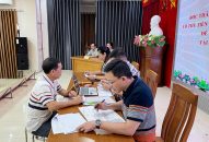 Link vào FV88 mới nhất: 111 hộ dân thuộc Dự án Khu nhà ở Nhà cái cá cược bóng đá, casino trực tuyến uy tín tại Tổng kho 3 Lạc Viên bốc thăm lựa chọn vị trí tái định cư