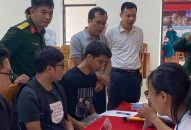 Chú trọng tuyển chọn, gọi những công dân đang làm việc trong các Fv88 nhà cái, Fv88 nhà cái, con em cán bộ các cấp tham gia nhập ngũ để nâng cao chất lượng công dân nhập ngũ