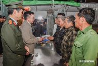 Lãnh đạo Fv88 Trang chủ chính thức đăng ký đăng nhập thăm hỏi nạn nhân vụ tai nạn liên hoàn trên quốc lộ 5